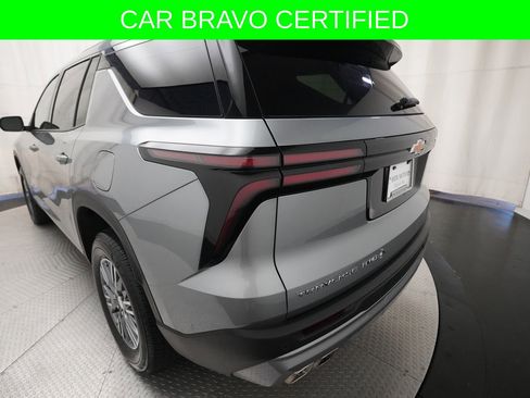 Certified 2026 Chevrolet Traverse LT AWD/4WD image 35
