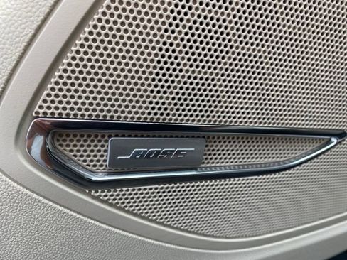 Used 2023 Buick Envision Avenir AWD/4WD image 17