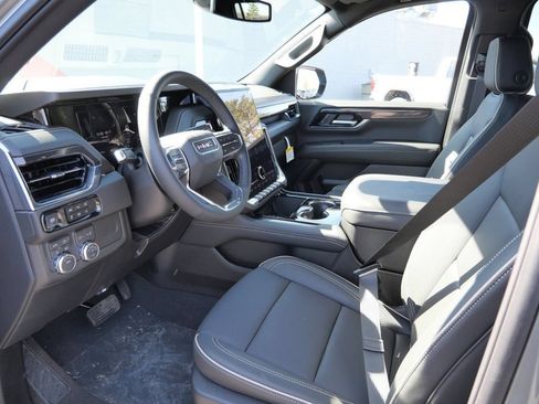 New 2026 GMC Yukon XL Elevation AWD/4WD image 37