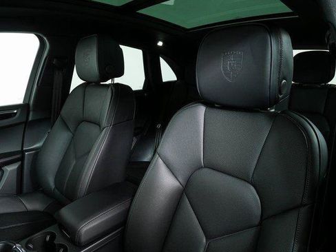 New 2026 Porsche Macan Turbo AWD/4WD image 5