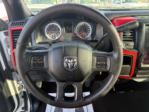 Used 2014 RAM 1500 Express image 17