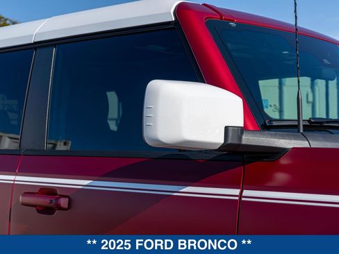 New 2025 Ford Bronco Heritage Edition AWD/4WD image 12