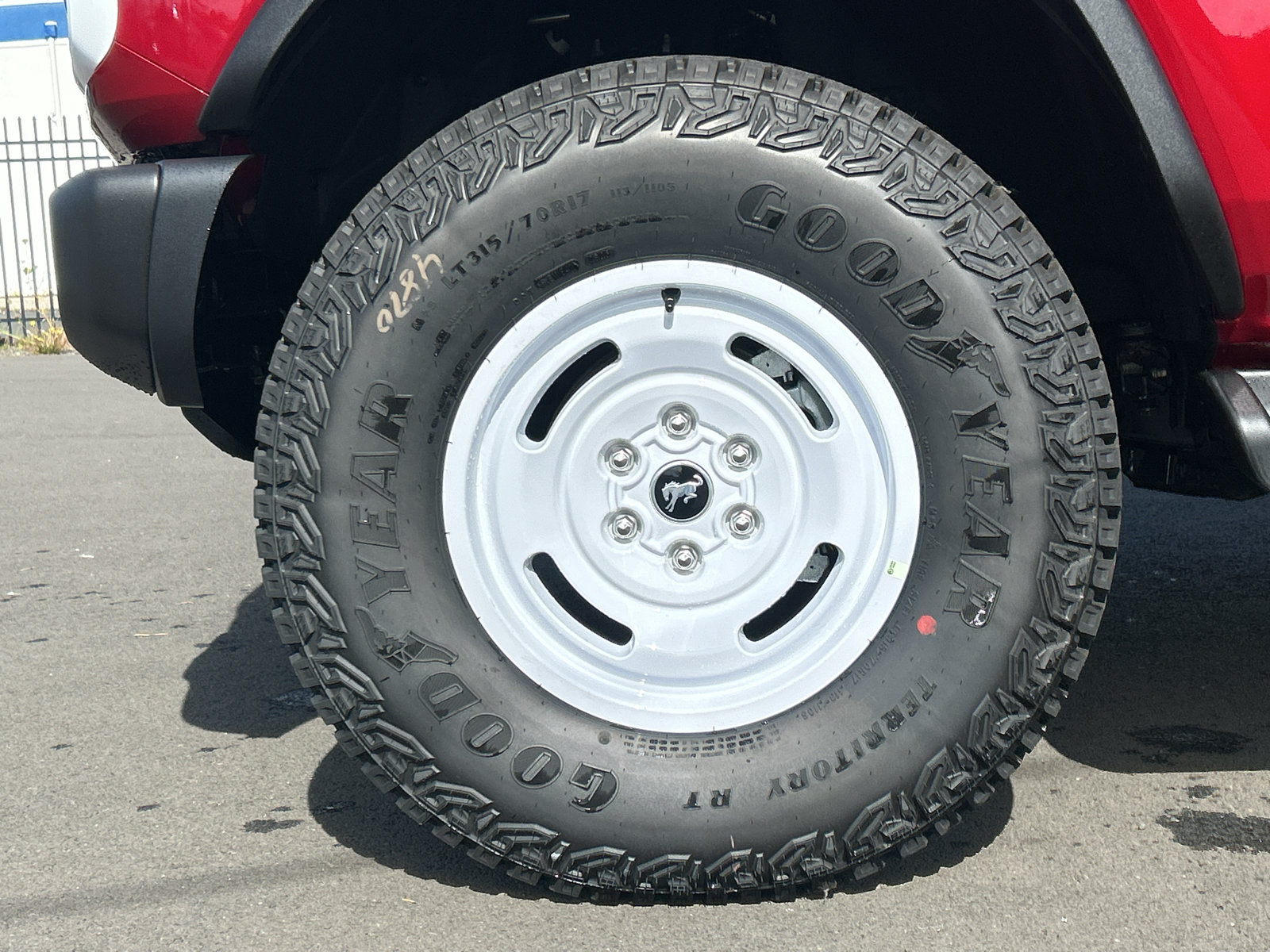 New 2026 Ford Bronco Heritage Edition AWD/4WD image 11