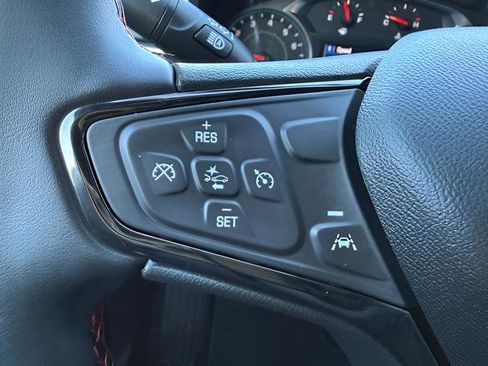 Used 2023 Chevrolet Equinox RS AWD/4WD image 16