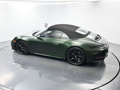 Certified 2026 Porsche 911 Carrera GTS image 38