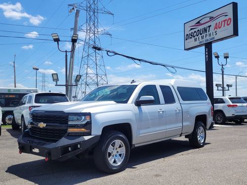 Used 2019 Chevrolet Silverado 1500 LT AWD/4WD image 3