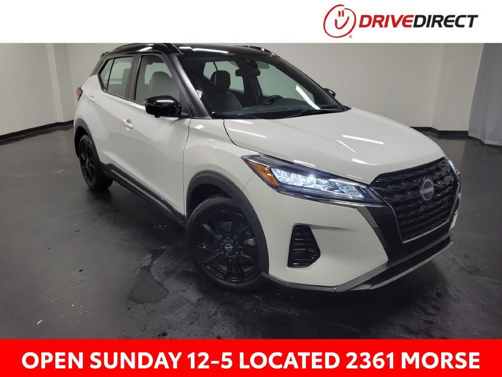 Used 2024 Nissan Kicks SR w/ SR Premium Package FWD image 1
