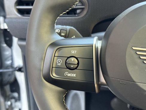 Used 2025 MINI Cooper S image 18