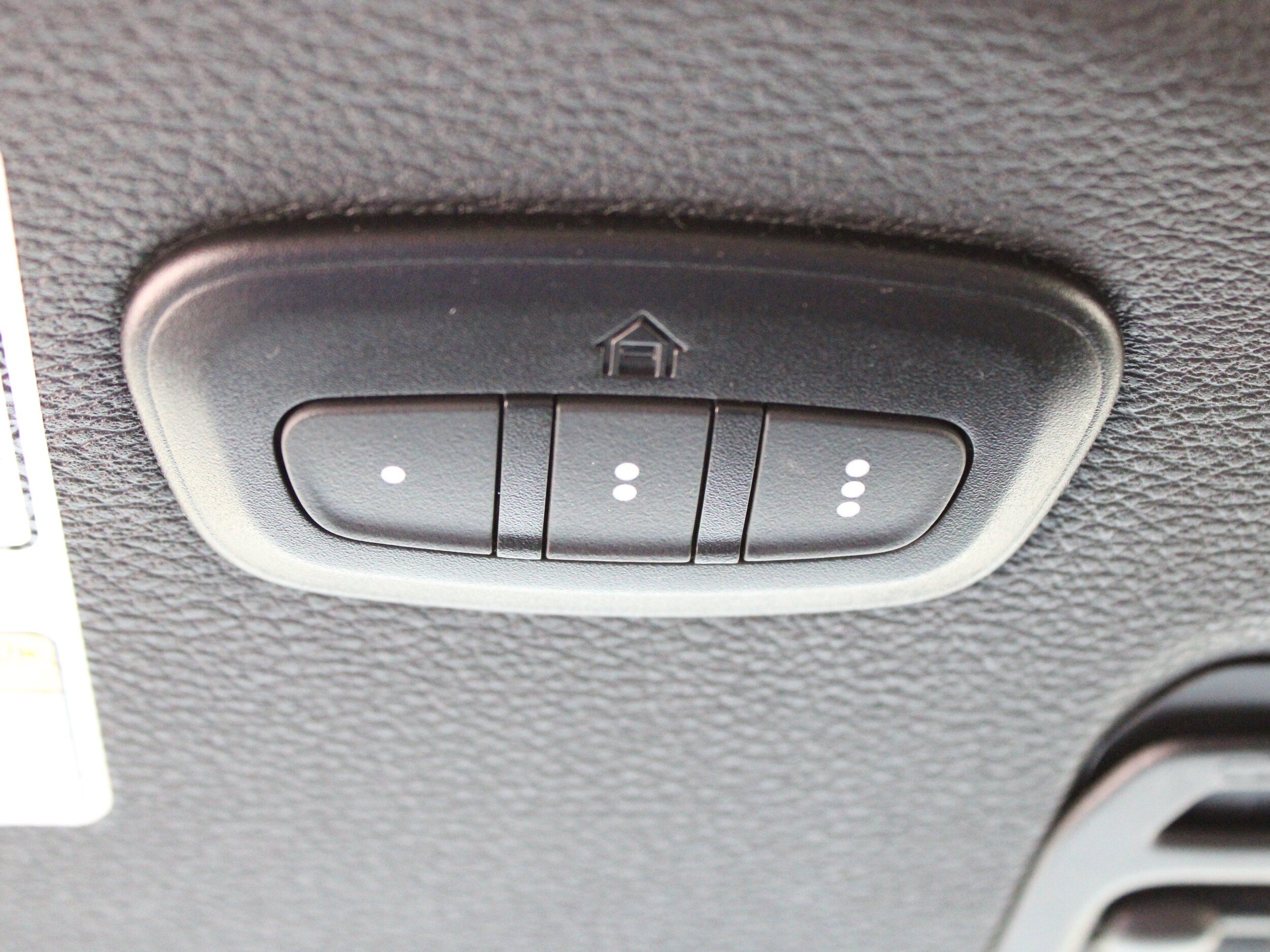 Used 2023 Jeep Gladiator Sport AWD/4WD image 32