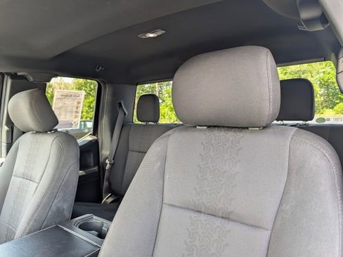 Used 2020 Ford F150 XLT w/ Equipment Group 302A Luxury AWD/4WD image 12