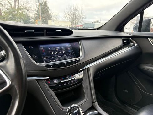 Used 2020 Cadillac XT5 Premium Luxury image 21