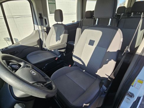 Used 2022 Ford Transit 350 XLT RWD image 29