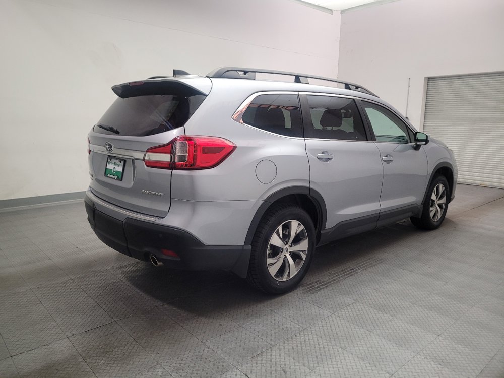 Used 2021 Subaru Ascent Premium w/ Convenience Package AWD/4WD image 10