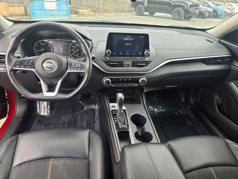 Used 2022 Nissan Altima 2.5 SR FWD image 18