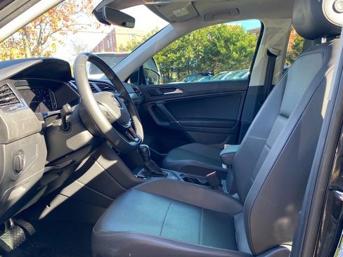 Certified 2020 Volkswagen Tiguan SEL image 10