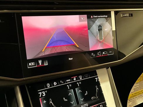 New 2026 Audi RS Q8 performance image 3