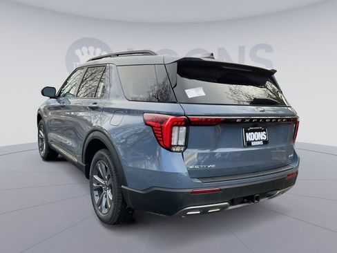 New 2025 Ford Explorer Active w/ Active Comfort Package image 4