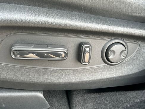 Used 2024 Honda CR-V EX-L image 17