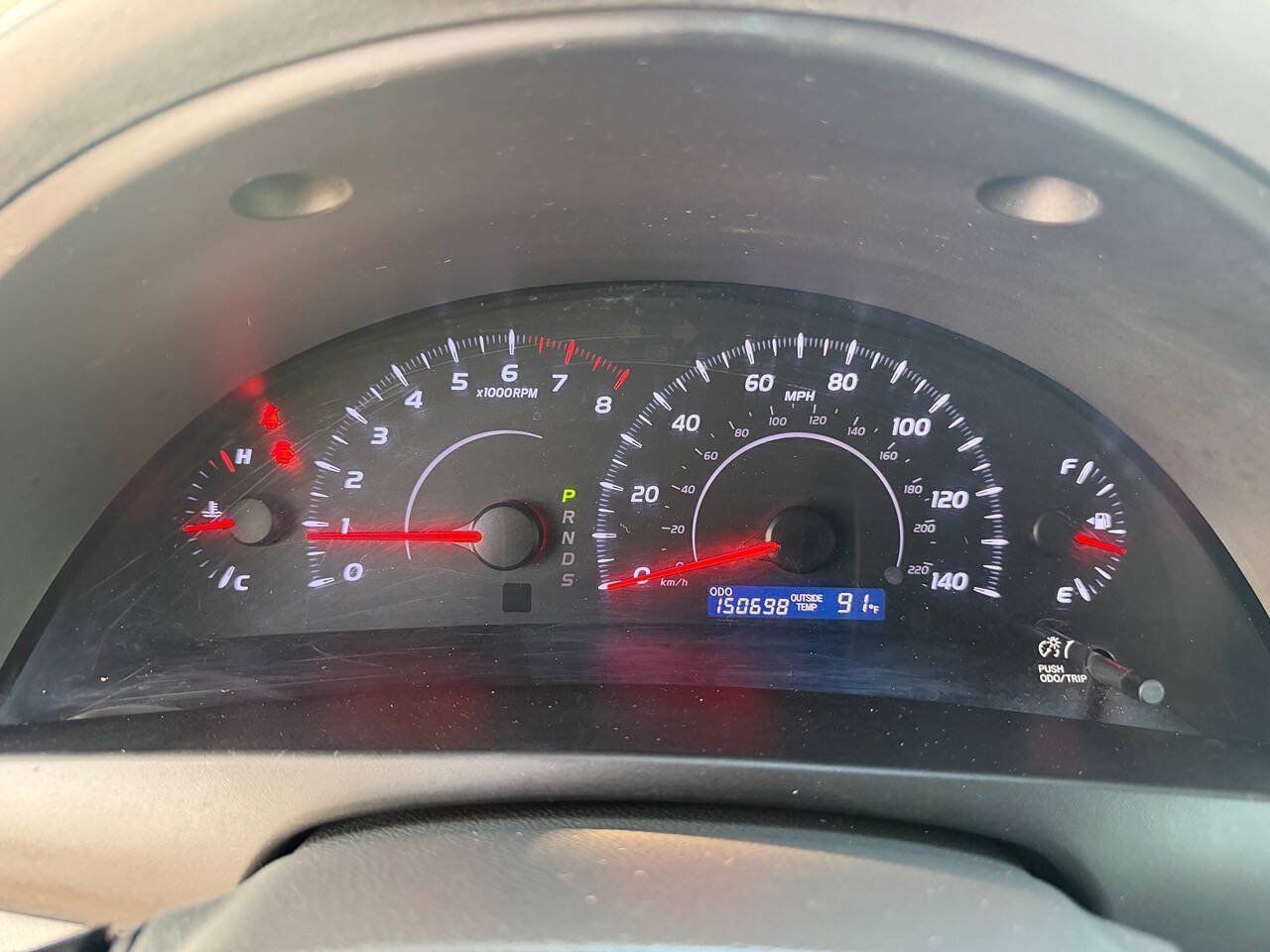 Used 2010 Toyota Camry LE FWD image 28
