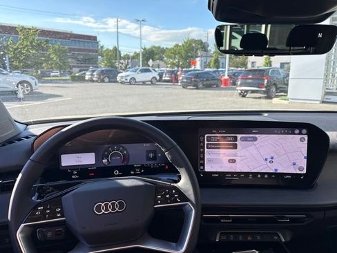 New 2026 Audi Q3 quattro 2.0T AWD/4WD image 11
