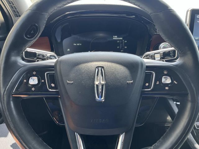Used 2022 Lincoln Corsair Reserve w/ Equipment Group 201A AWD/4WD image 12