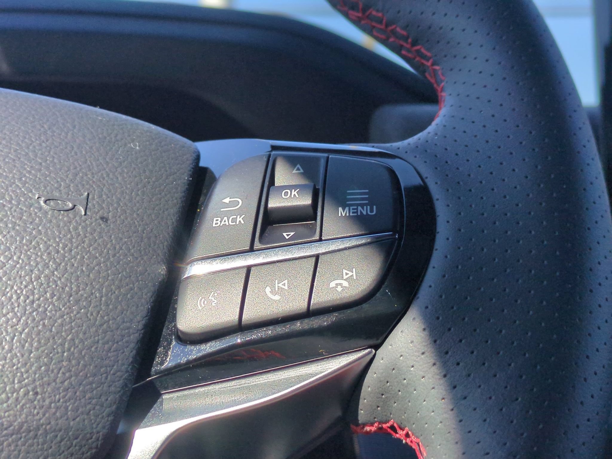 Certified 2026 Ford Explorer ST-Line RWD image 15