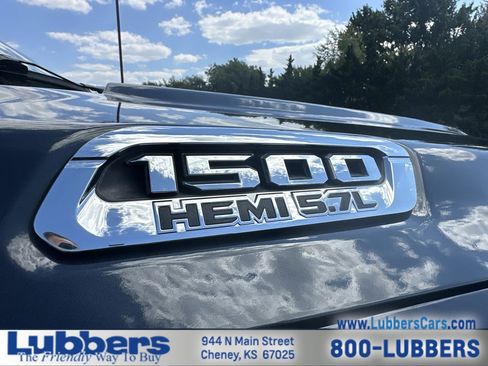 Used 2019 RAM 1500 Laramie AWD/4WD image 23