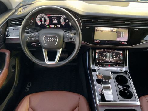 Used 2022 Audi Q8 Prestige w/ Prestige Package image 24