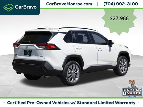 Used 2021 Toyota RAV4 XLE Premium FWD image 7