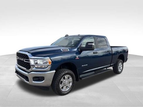 Used 2024 RAM 2500 Big Horn image 3
