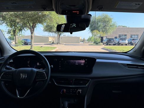 Used 2025 Buick Encore GX Preferred FWD image 33