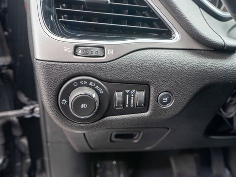 Used 2019 Jeep Cherokee High Altitude AWD/4WD image 17