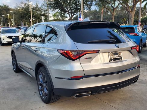 Used 2023 Acura MDX A-Spec image 5