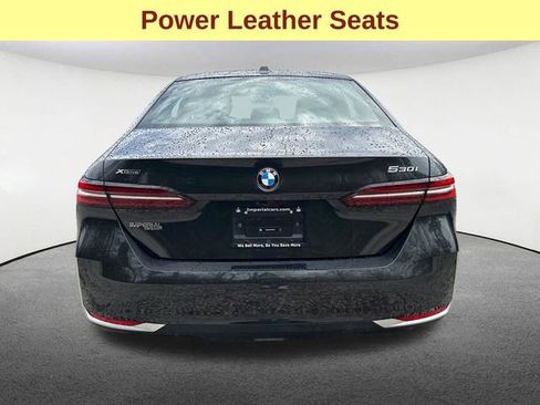 Used 2026 BMW 530i xDrive AWD/4WD image 11