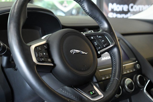 Used 2020 Jaguar E-PACE SE AWD/4WD image 28