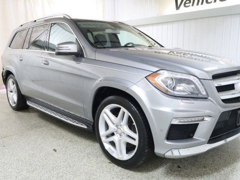 Used 2016 Mercedes-Benz GL 550 4MATIC image 5