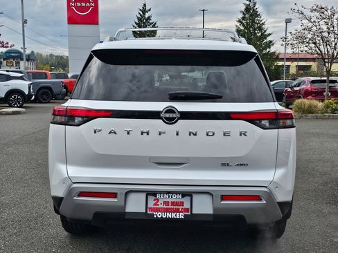 Certified 2025 Nissan Pathfinder SL AWD/4WD image 6
