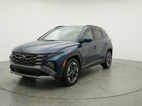 Used 2025 Hyundai Tucson SEL image 3