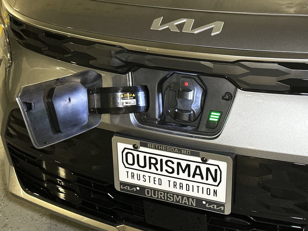 New 2026 Kia Niro Wind w/ Wind Preserve Package FWD image 12