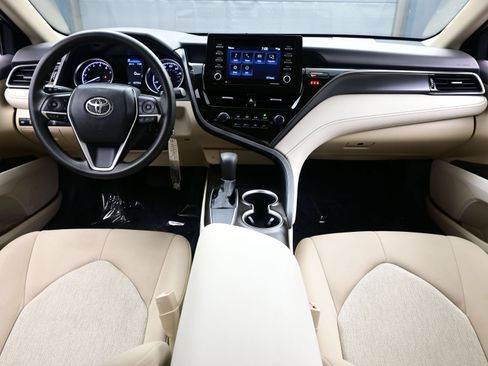 Used 2021 Toyota Camry LE FWD image 16