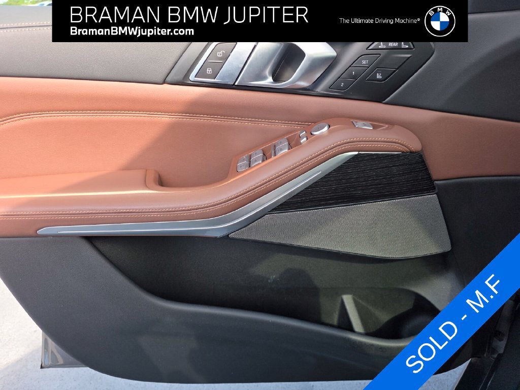 Used 2025 BMW X7 xDrive40i w/ M Sport Package AWD/4WD image 20