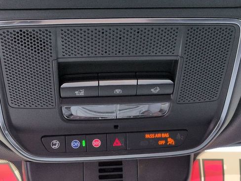 New 2026 GMC Acadia Denali w/ Super Cruise Package image 22