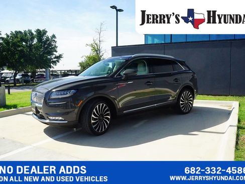 Used 2022 Lincoln Nautilus Black Label w/ Class II Trailer Tow Package AWD/4WD image 4