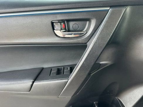 Used 2016 Toyota Corolla S Premium FWD image 10