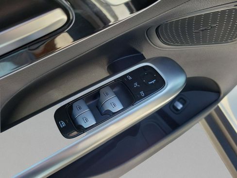Certified 2026 Mercedes-Benz GLC 300 image 12