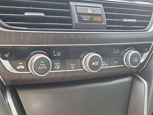 Used 2022 Honda Accord EX-L image 25