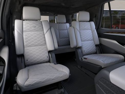 New 2026 Cadillac Escalade Platinum Sport w/ LPO, ONYX Package AWD/4WD image 17
