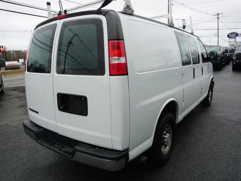 Used 2020 Chevrolet Express 2500 w/ Driver Convenience Package image 4