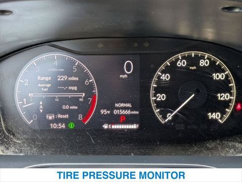 Certified 2024 Honda HR-V LX image 16