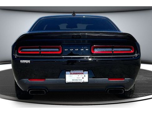 Used 2023 Dodge Challenger SRT Hellcat w/ Driver Convenience Group RWD image 6